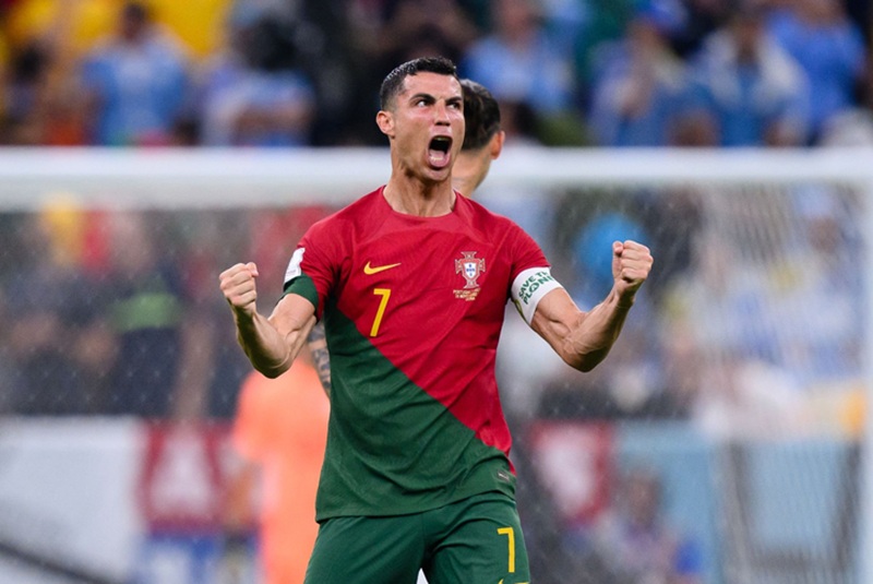 Cristiano Ronaldo – biểu tượng của ý chí sắt đá và nỗ lực phi thường để trở thành cỗ máy ghi bàn vĩ đại nhất.