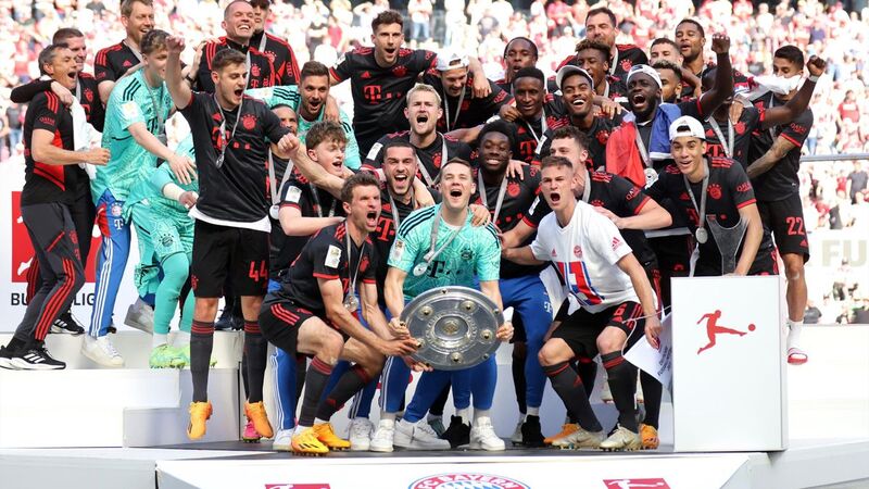 Bundesliga thi đấu theo thể thức vòng tròn hai lượt, nơi các đội cạnh tranh chức vô địch và suất trụ hạng. 